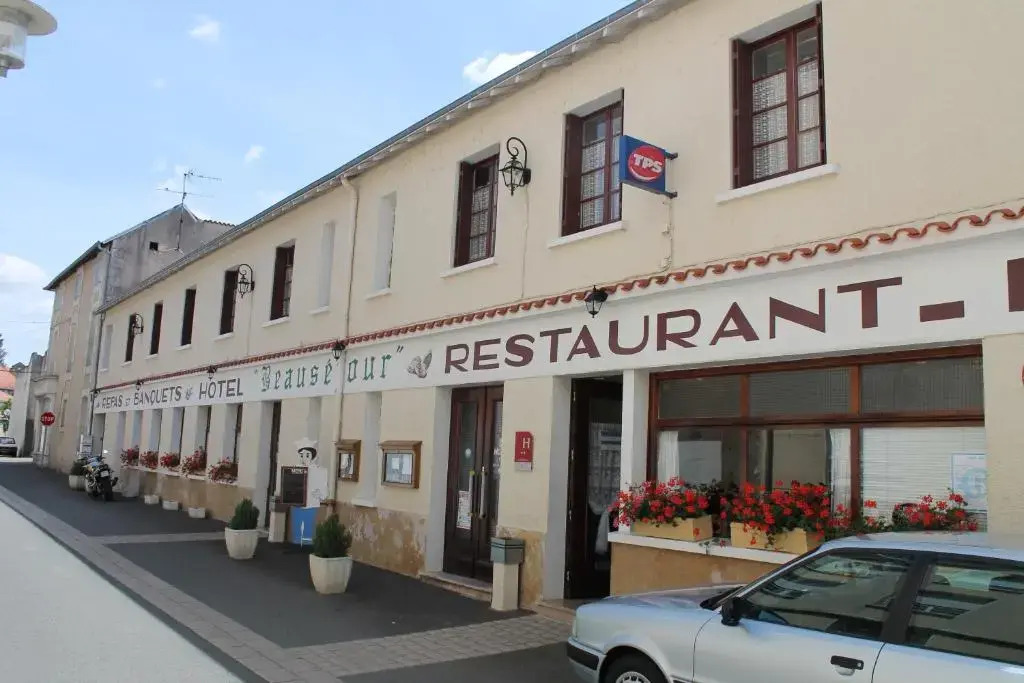 Logis Hôtel Beauséjour