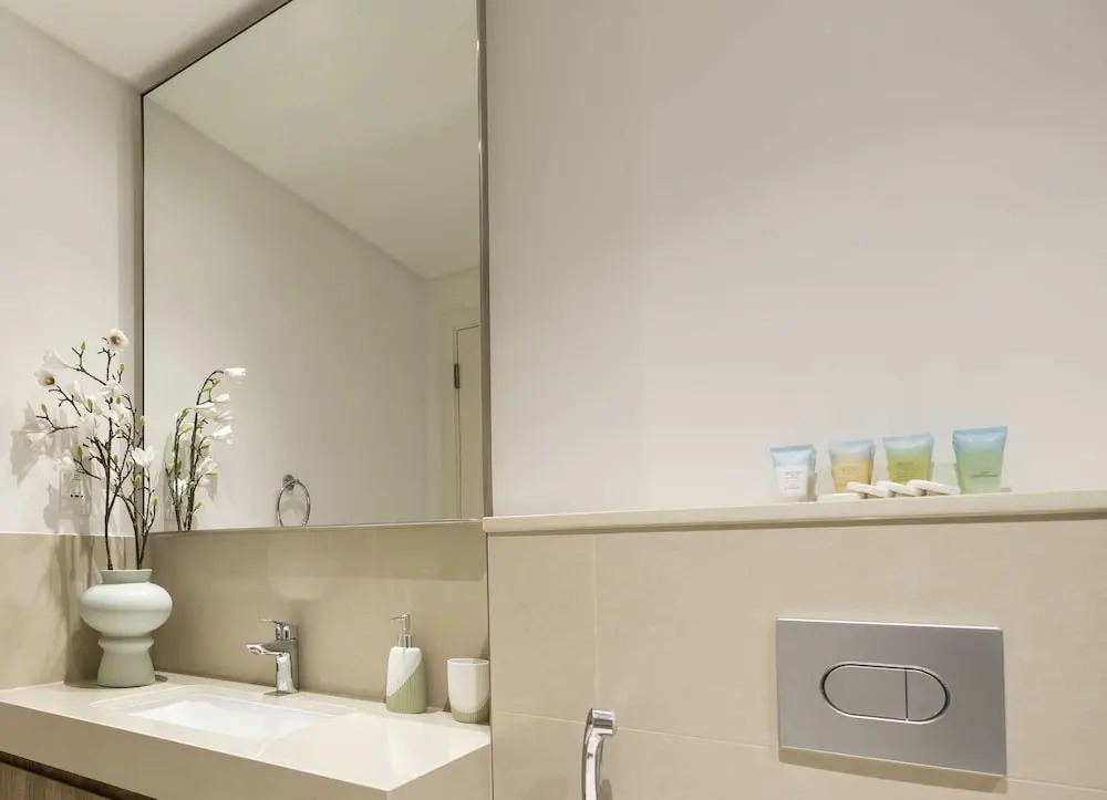 LUX The Downtown Zabeel View Suite 2