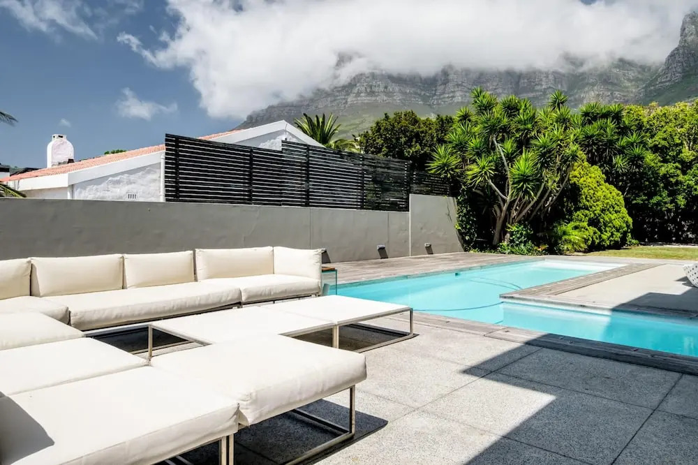 Exquisite Modern Camps Bay Villa Hove Villa
