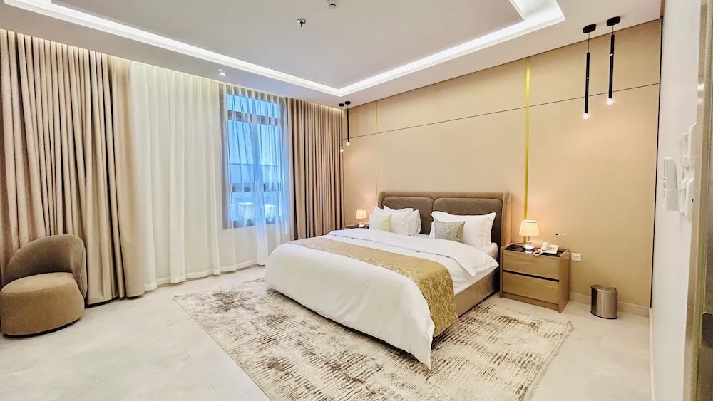 Lavin Suites Serviced Apartments