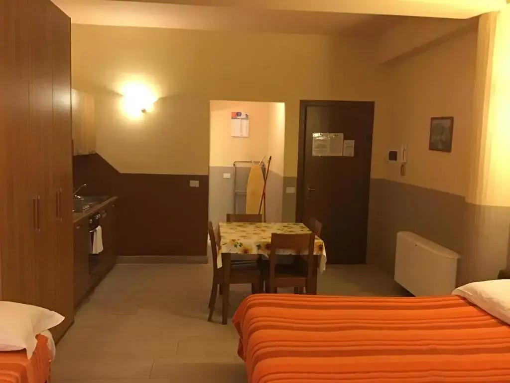 Studio 4 persons occupancy