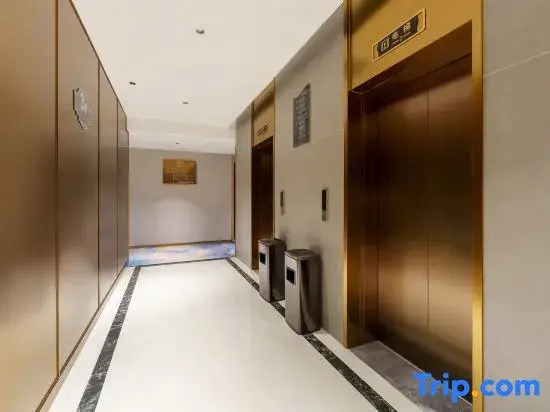 Urumqi Zhenyuan International Hotel (Urumqi Tianshan International Airport Expressway Branch)