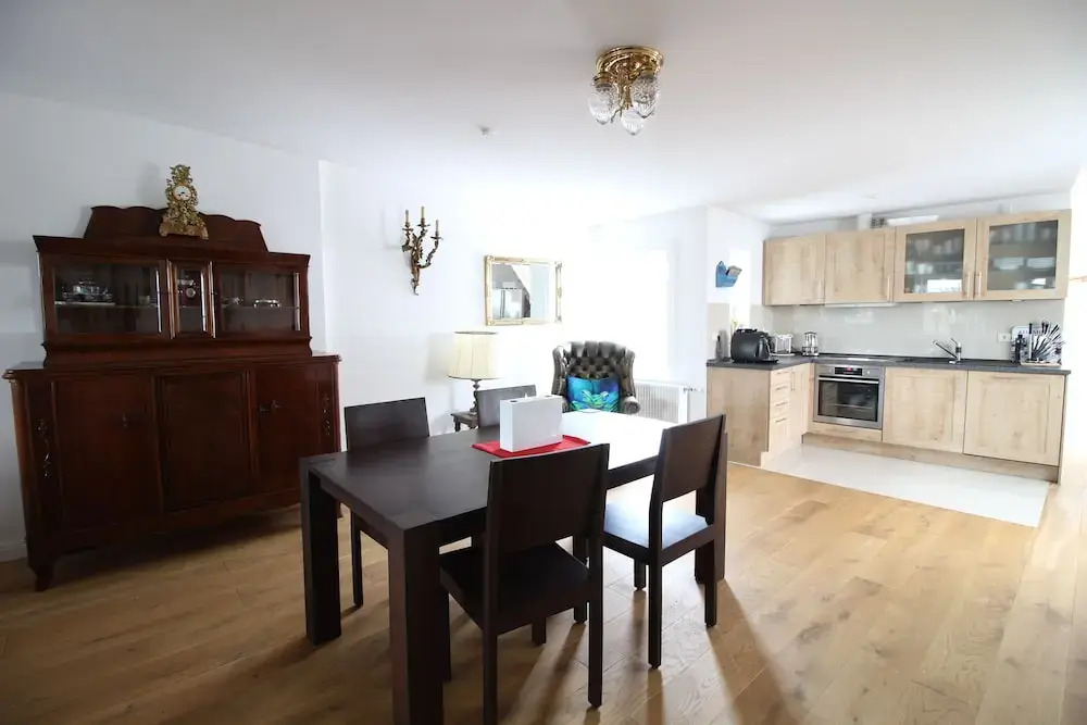 Exclusive Apartment Central Station