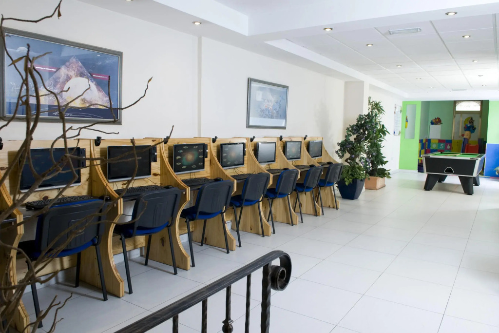 Bayview Hotel by ST Hotels