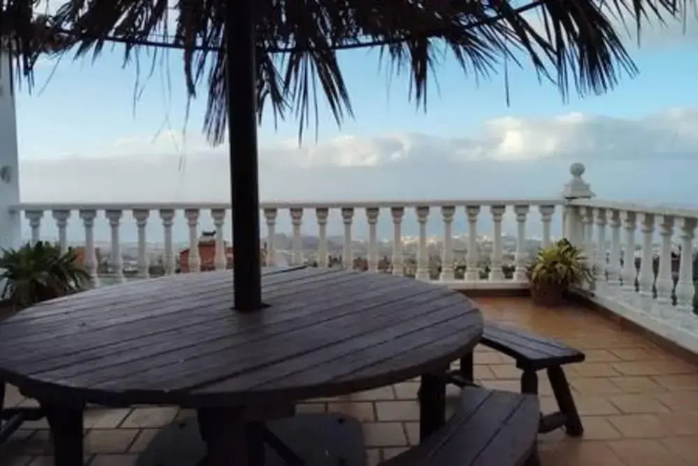 Espectacular Villa con Piscina y Vistas al Valle