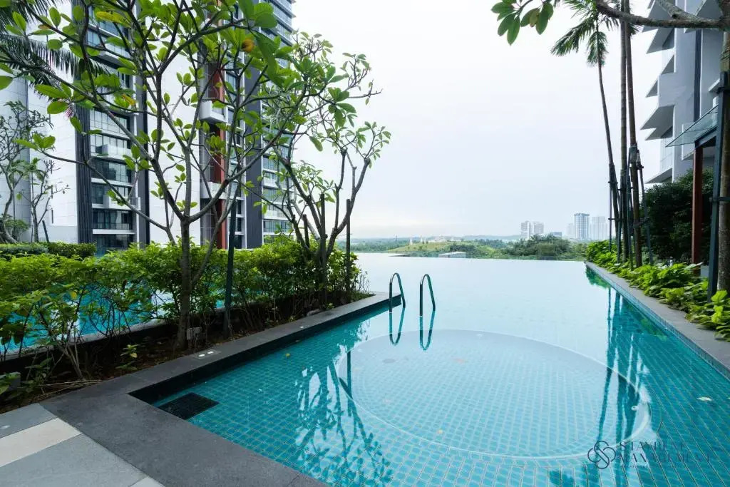 Grand Medini Residence Nusajaya by Stayrene