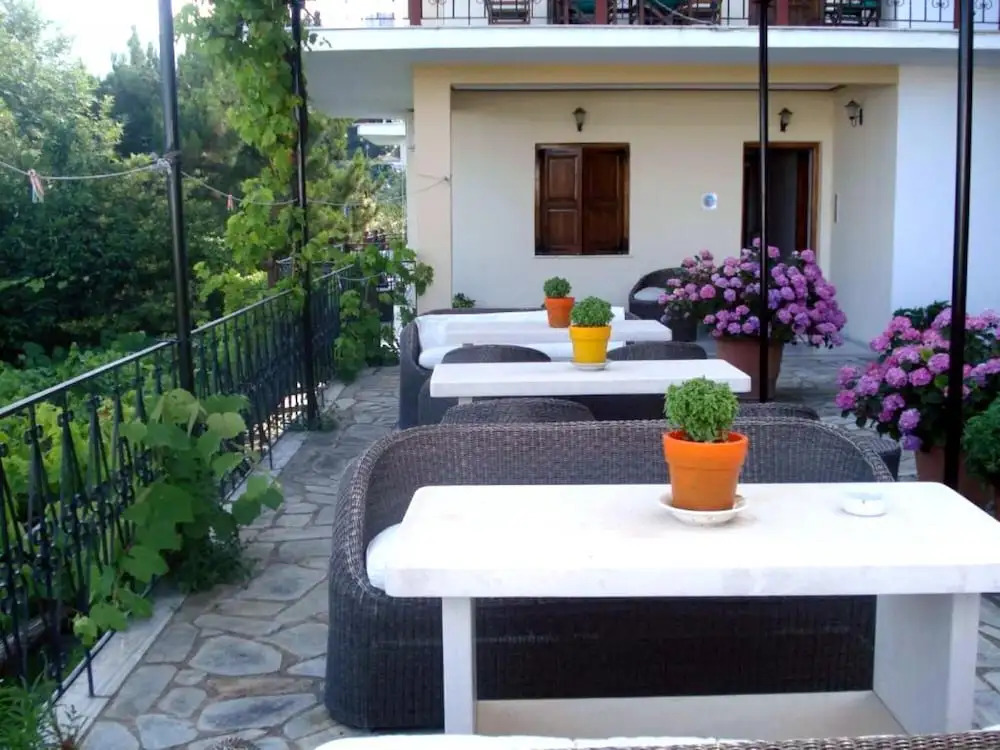 Paradeisos Double Room With Sea View 4