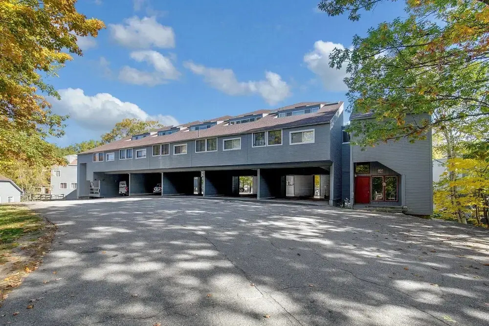 Mountaineer's Cottage - Cozy Condo In The Gorgeous White Mountains 2 Bedroom Condo by Redawning