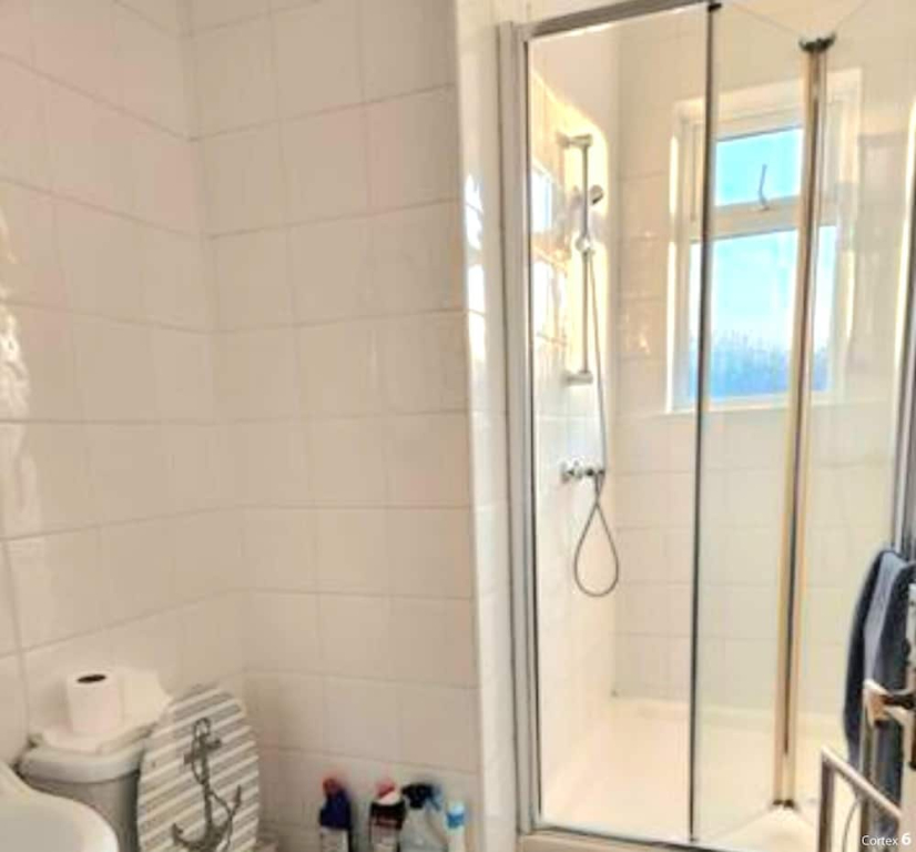 Ashford Cozy Apartment in Town Centre