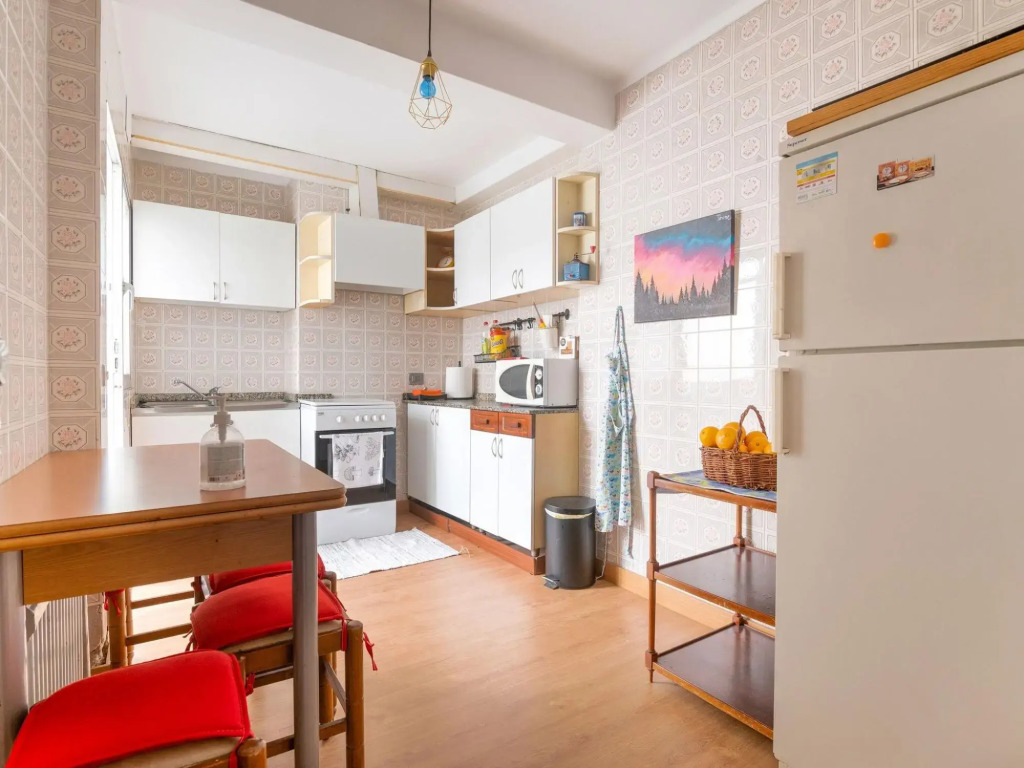 Snug Apartment in Santiago de Compostela With Terrace