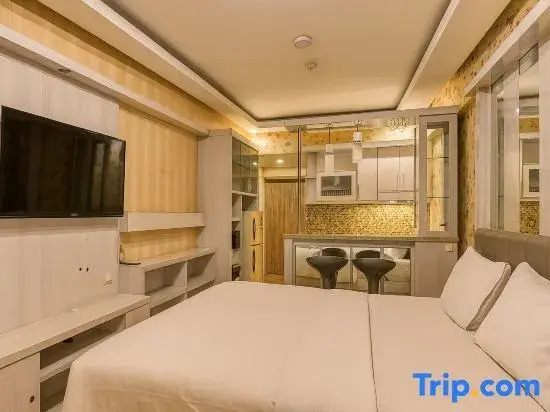 Quintessa Room at Candiland Apartment