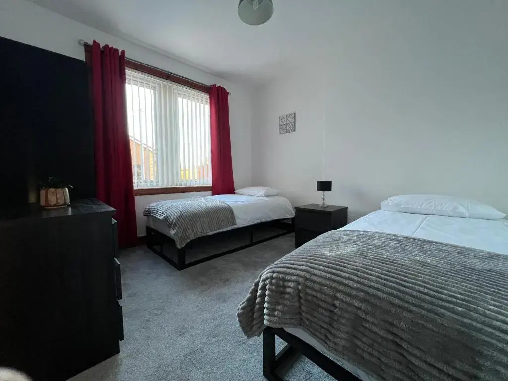 Lomond View Apartment