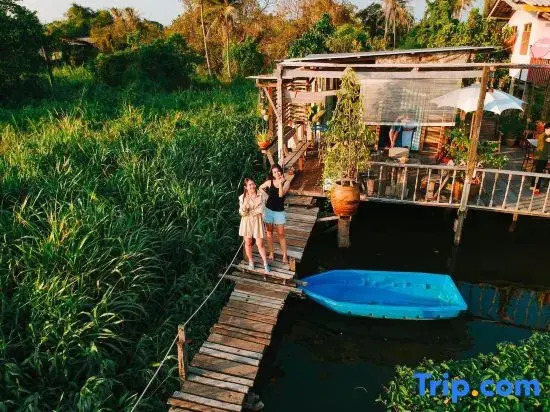 Baan GoLite Ko Kret - บ้านโกไล้เกาะเกร็ด