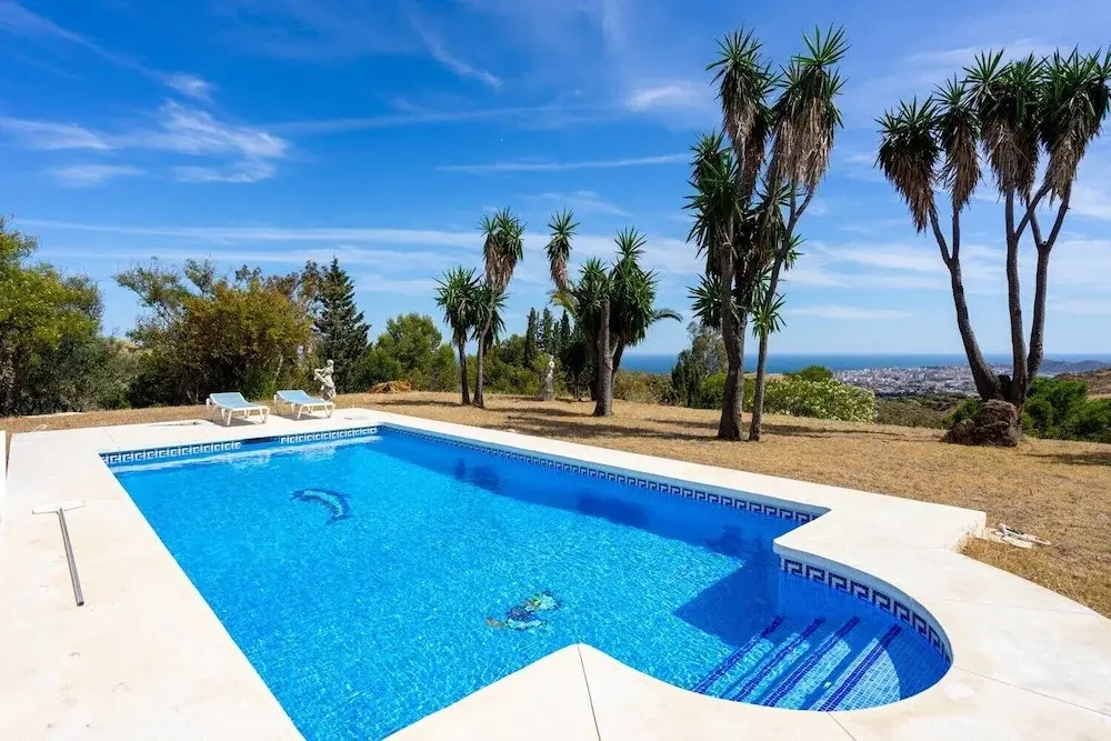 Villa Sabah with sea views