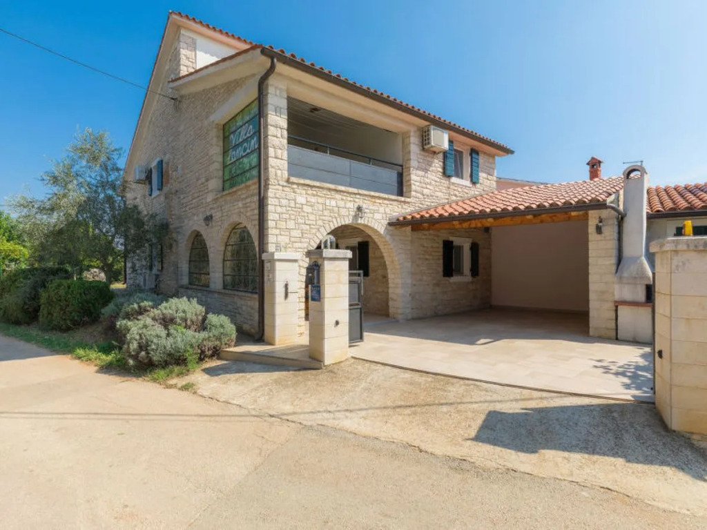 Villa Lancin (RCA453)