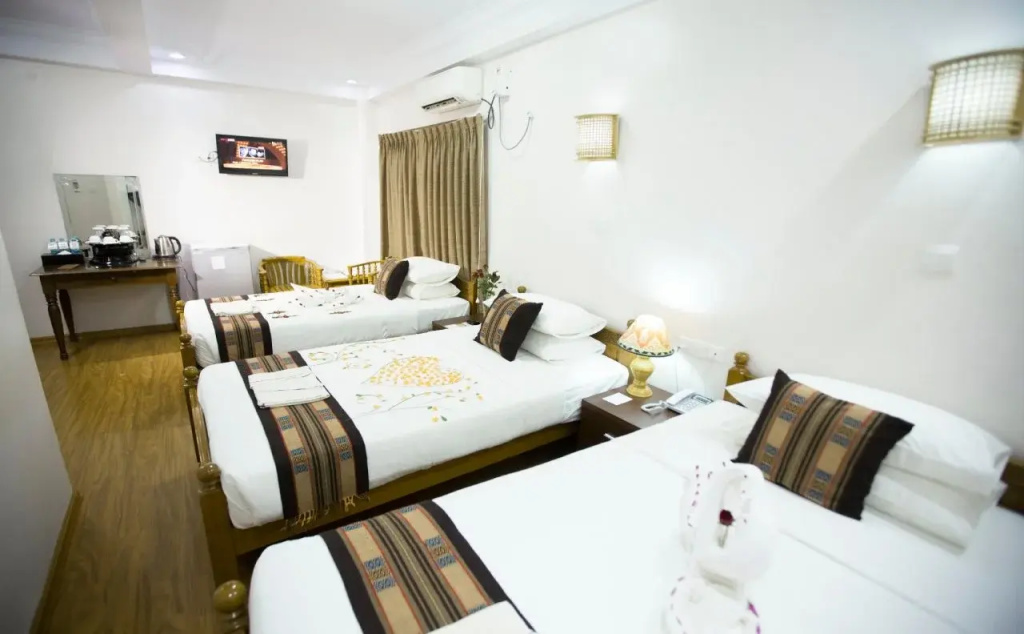 Hotel Sincere Smile Bagan