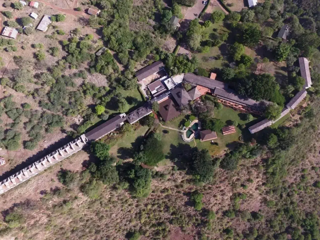 Lobo Wildlife Lodge