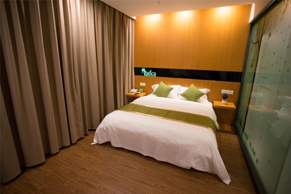 Vatica Xuzhou High Speed Railway Station Hotel