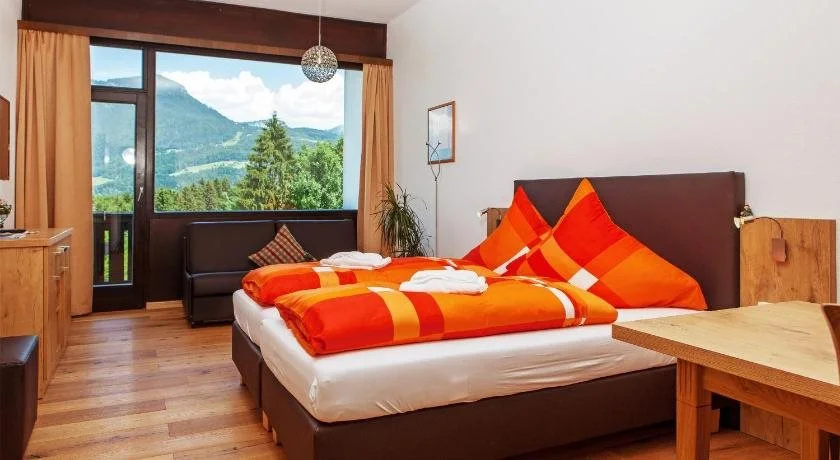 Priv. Ferienwohnung Dachsteinblick | Hubschneider
