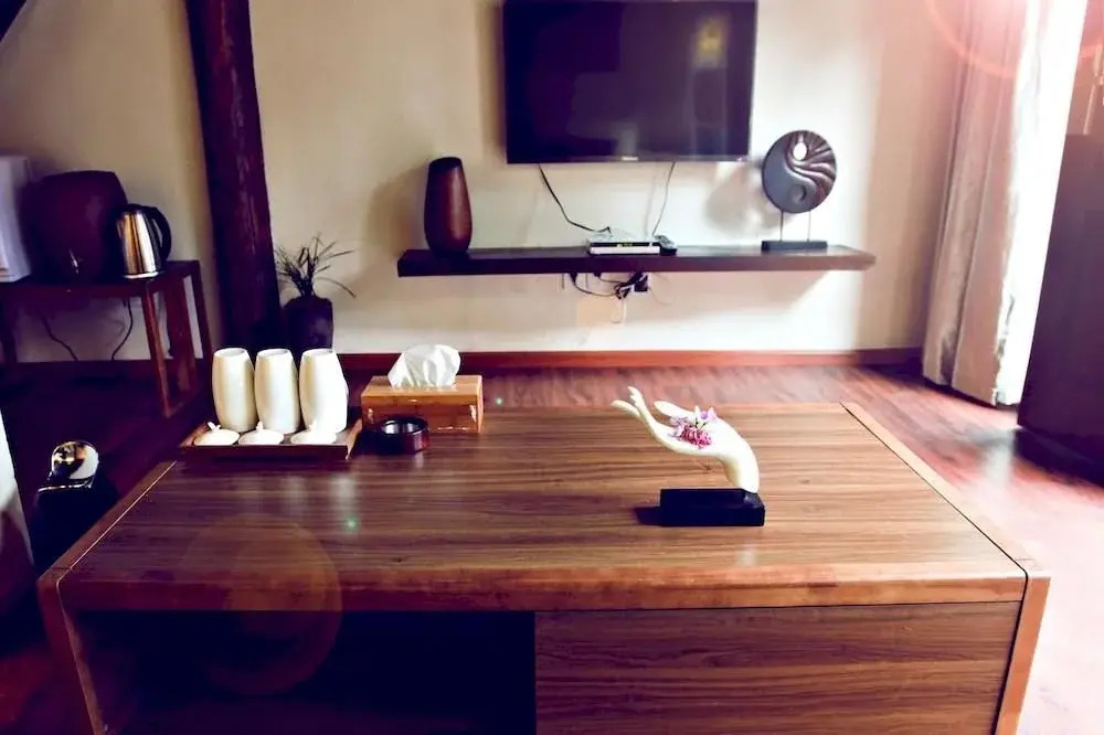 Lijiang Lemon Resort