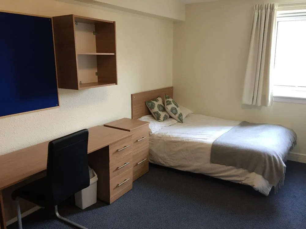 Destiny Student Meadow Court - Campus Accommodation