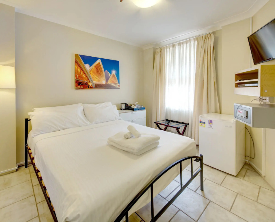 Neutral Bay Lodge