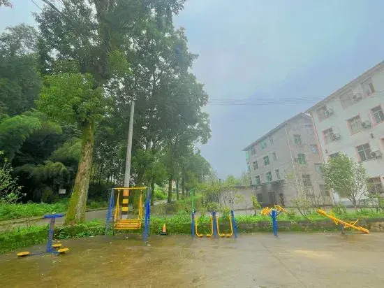 Jinggangshan Ciping Jinhonghua Homestay