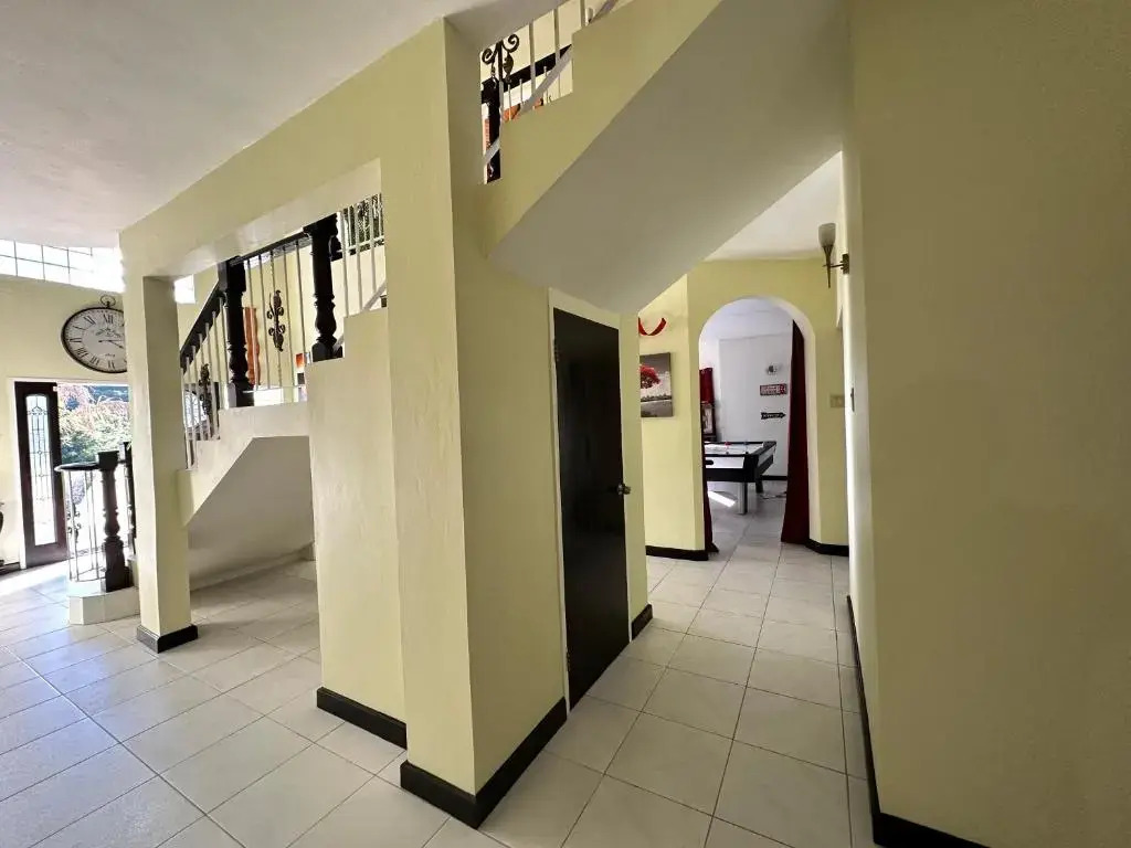 A Luxurious 4-Bedroom Private Villa with Games Room, Theatre & Modern Art