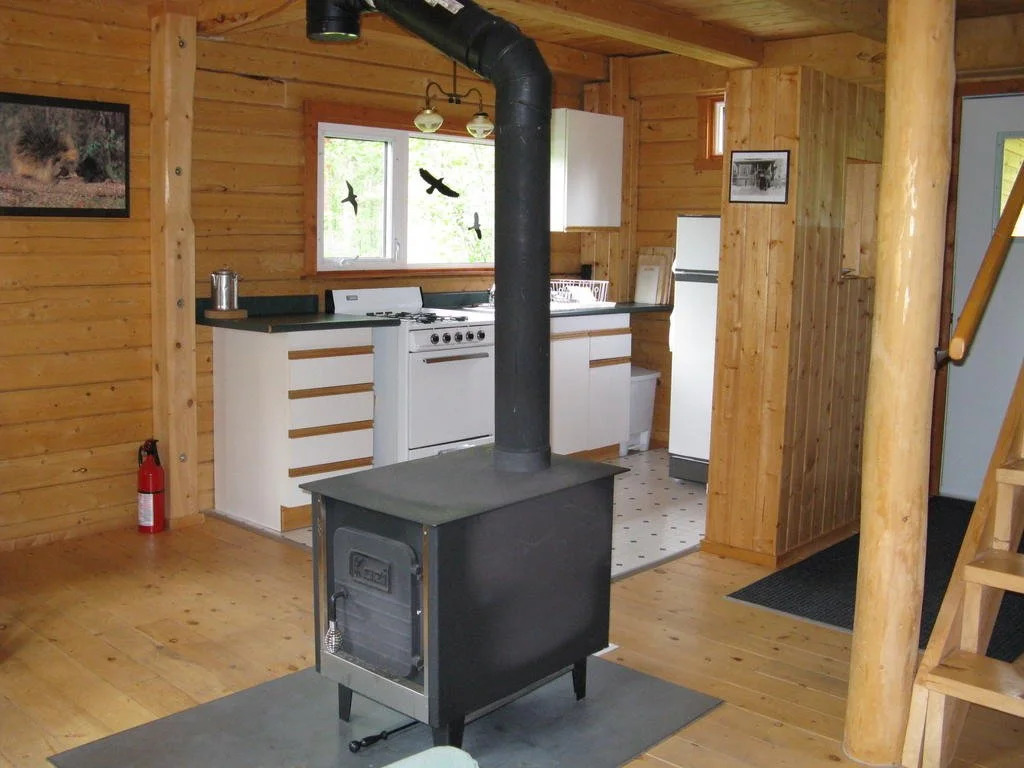 Little Atlin Lodge