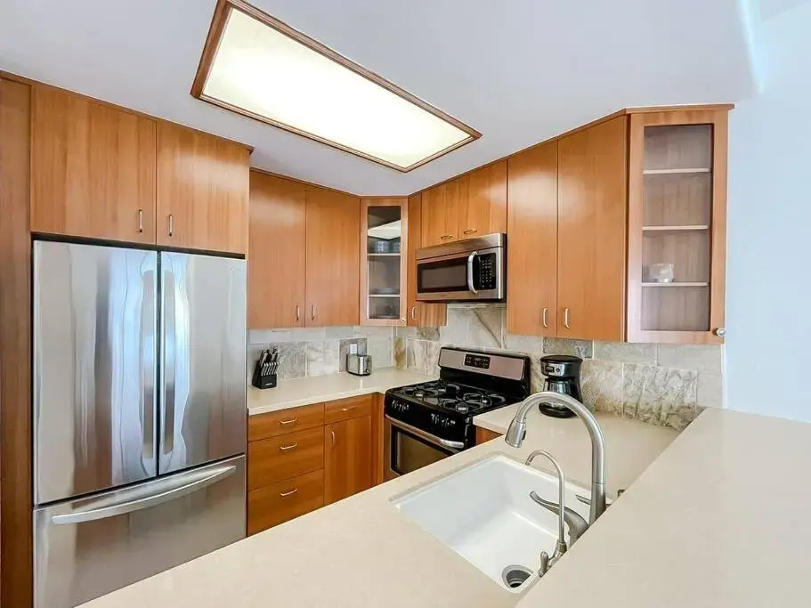 Supreme 2BD/3BA Condo - Los Angeles