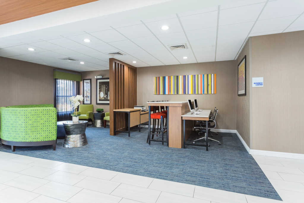 Holiday Inn Express - Plymouth by IHG