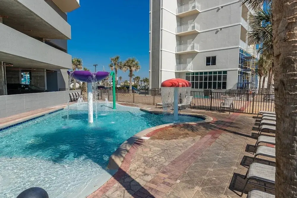Seawind 905 3 Bedroom Condo