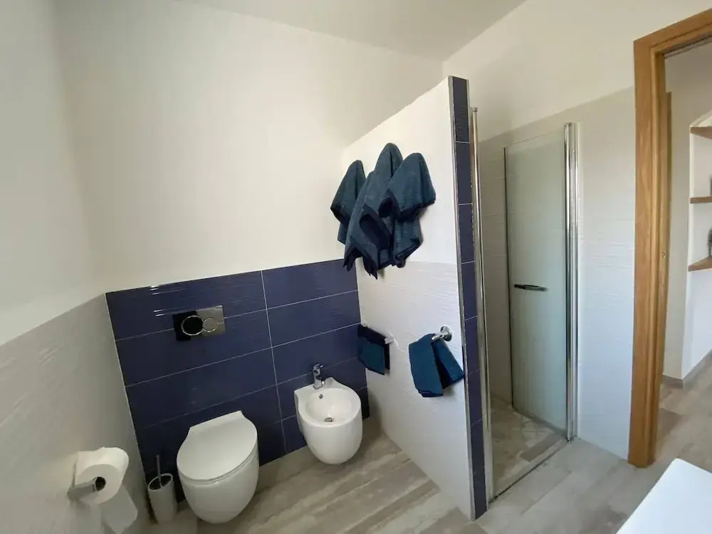 R House II