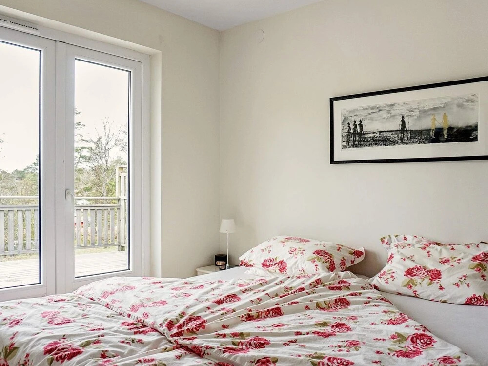 6 Person Holiday Home in Strömstad