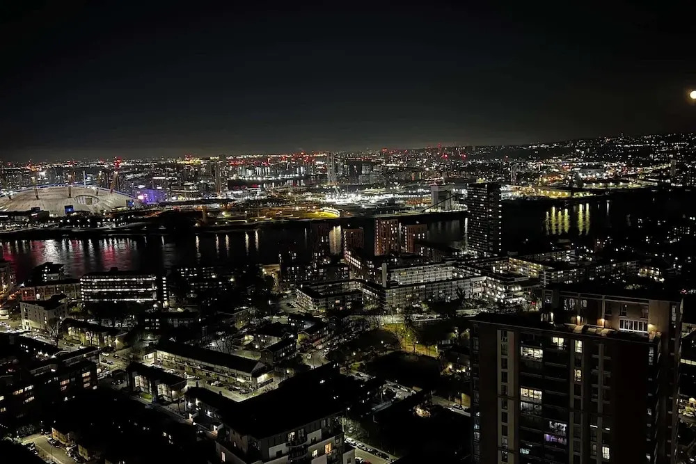 The Panoramic Urban Oasis