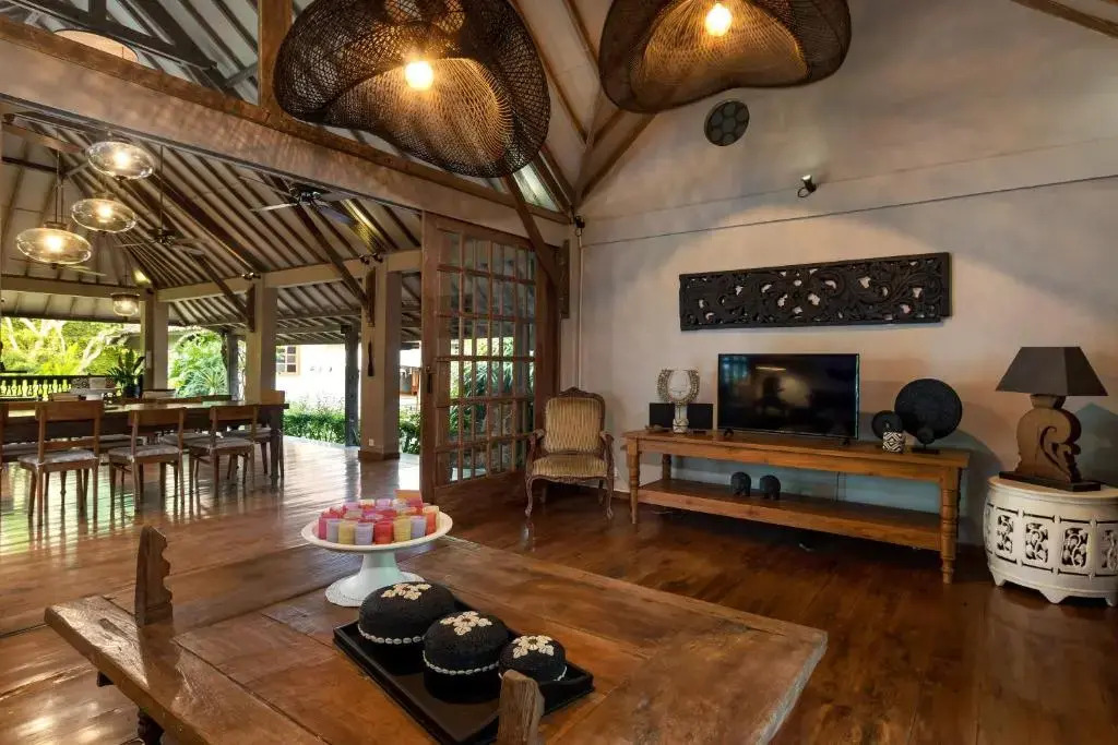 Villa Koyama by Villa Finder