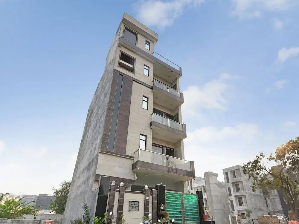 OYO 22968 Devanshi Residency