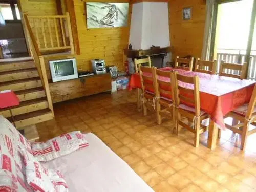 House Chalet Individuel 10 Personnes - Calme (Lom159)