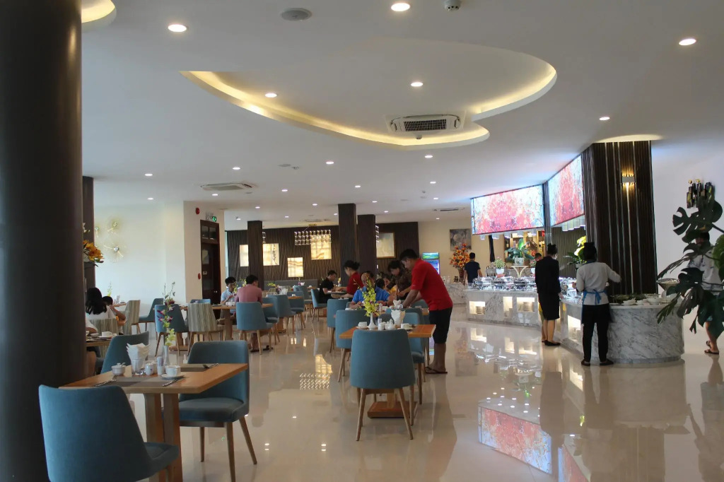 Lake View Hotel