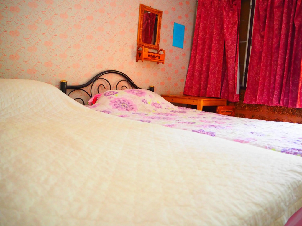 Three J Guesthouse