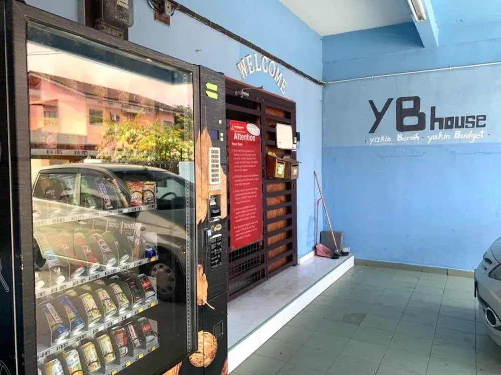 YB HOUSE