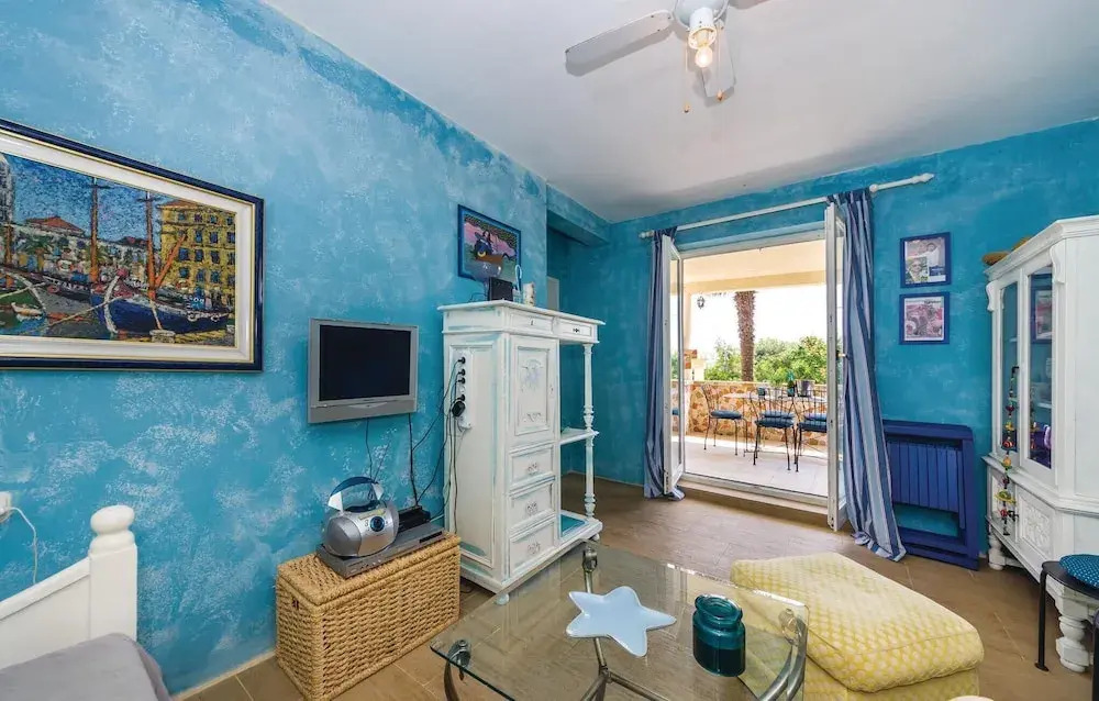 Awesome Home in Sv Filip i Jakov With 2 Bedrooms and Wifi