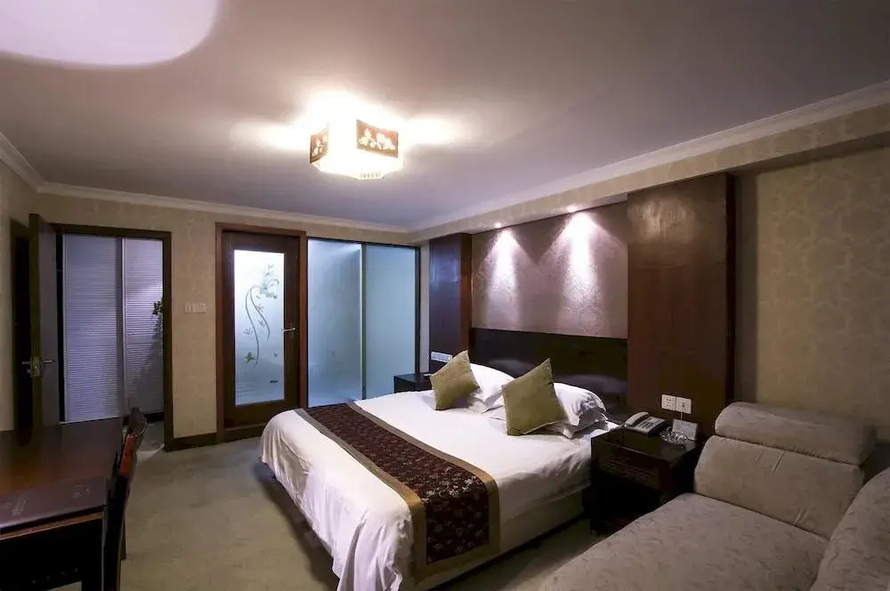 Hway Hotel