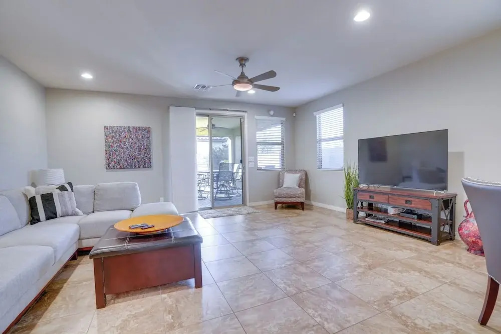 Glendale Home Near Westgate Entertainment District