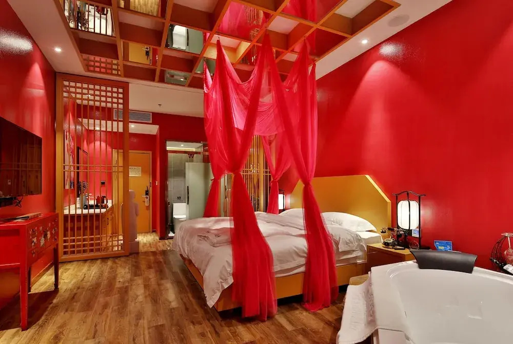 Yunxi Art Theme Hotel
