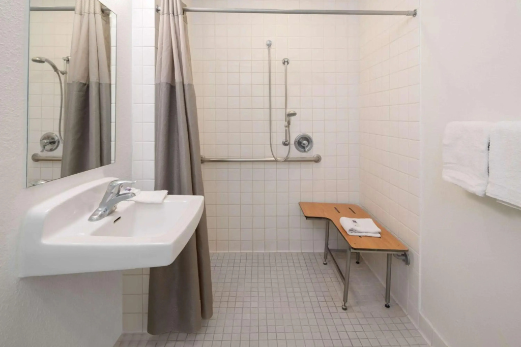 Motel 6-Ventura, CA - South