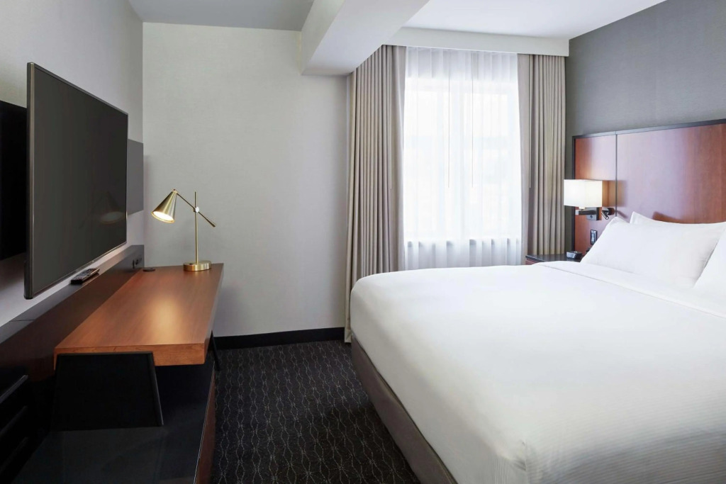 Best Western Plus Montreal Airport Hotel