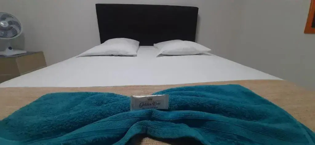 GOLDEN ROSE HOTEL