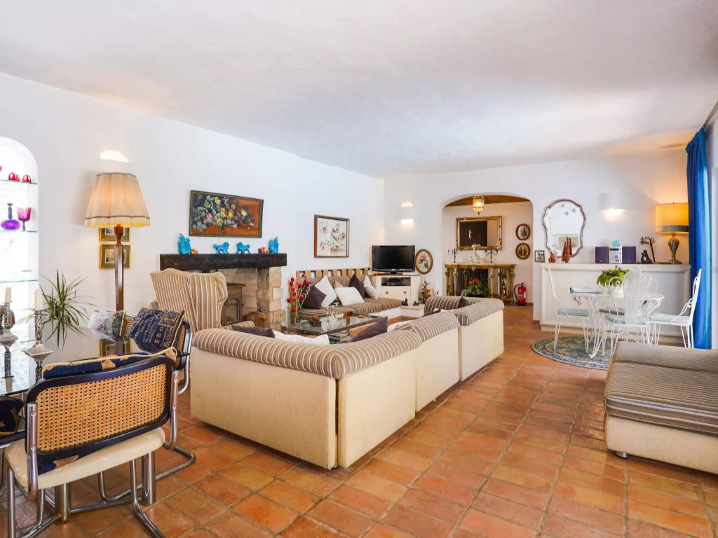 Villa in Albufeira With Private Pool