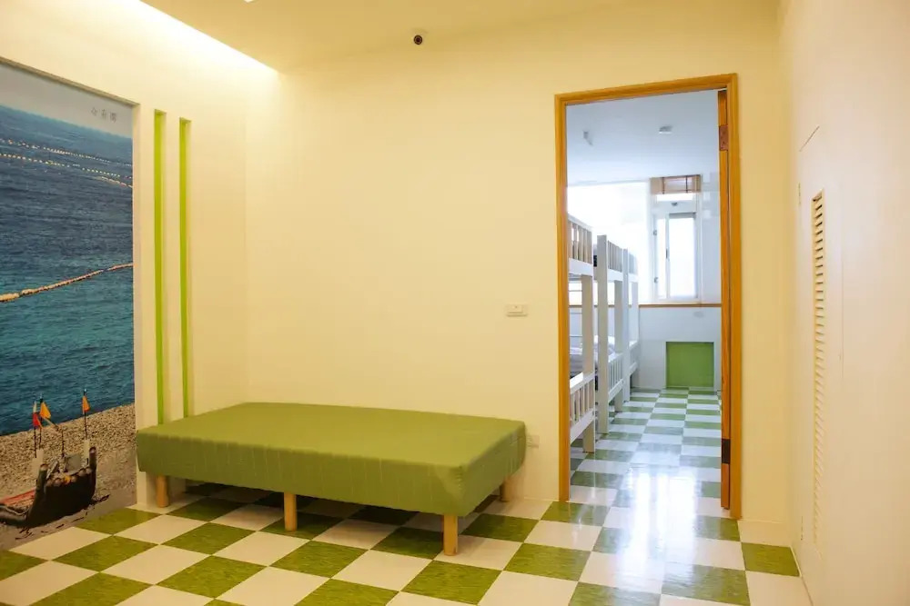 Happy Island Hostel - Vegetarian Guest Only